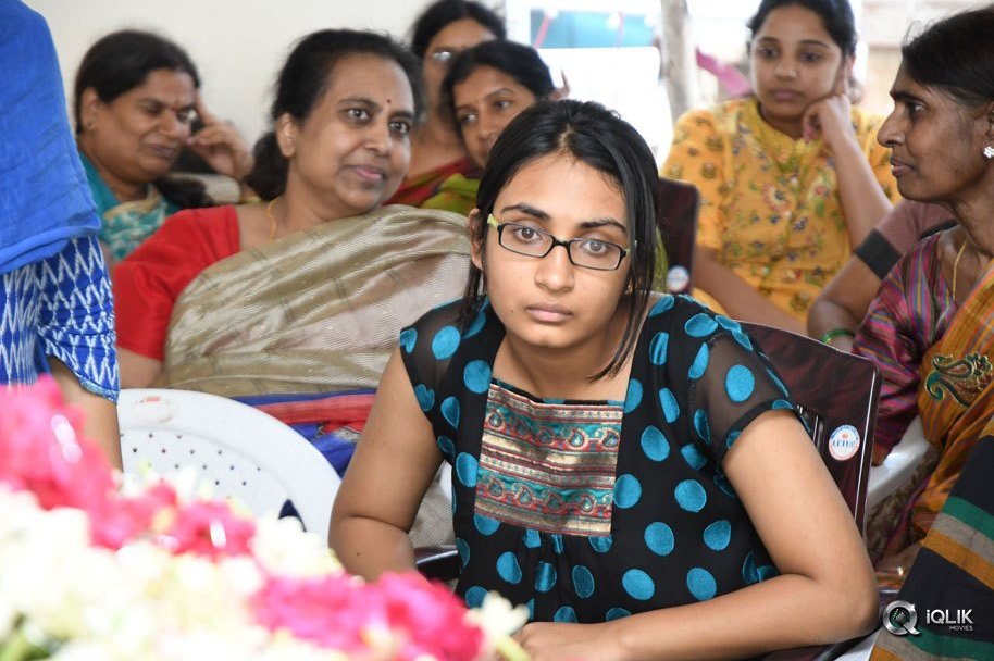 Celebs-Pay-Condolences-to-C-Narayana-Reddy